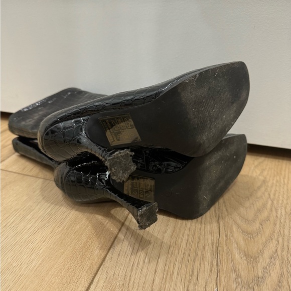 Glamorous heeled sock boot in black croc - Picture 7 of 10